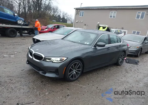 2020 BMW 330I xDrive z USA, uszkodzony, nr VIN WBA5R7C08LFH79469